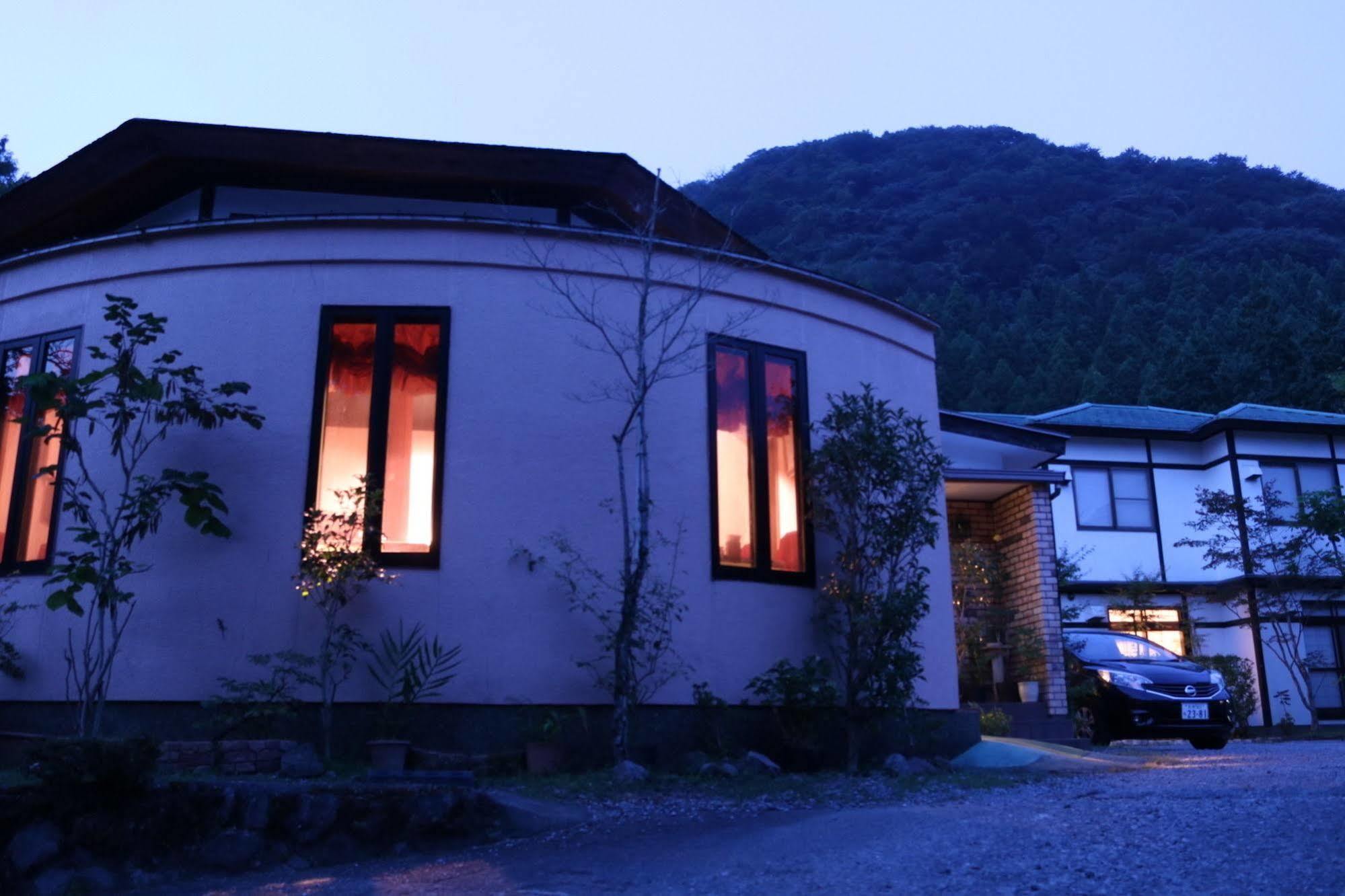 La Maison De David Yufu Extérieur photo
