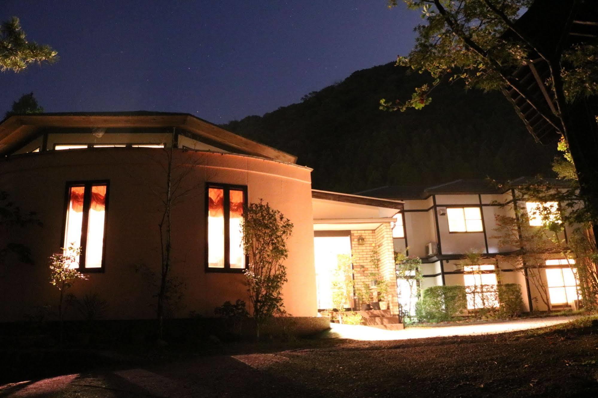 La Maison De David Yufu Extérieur photo