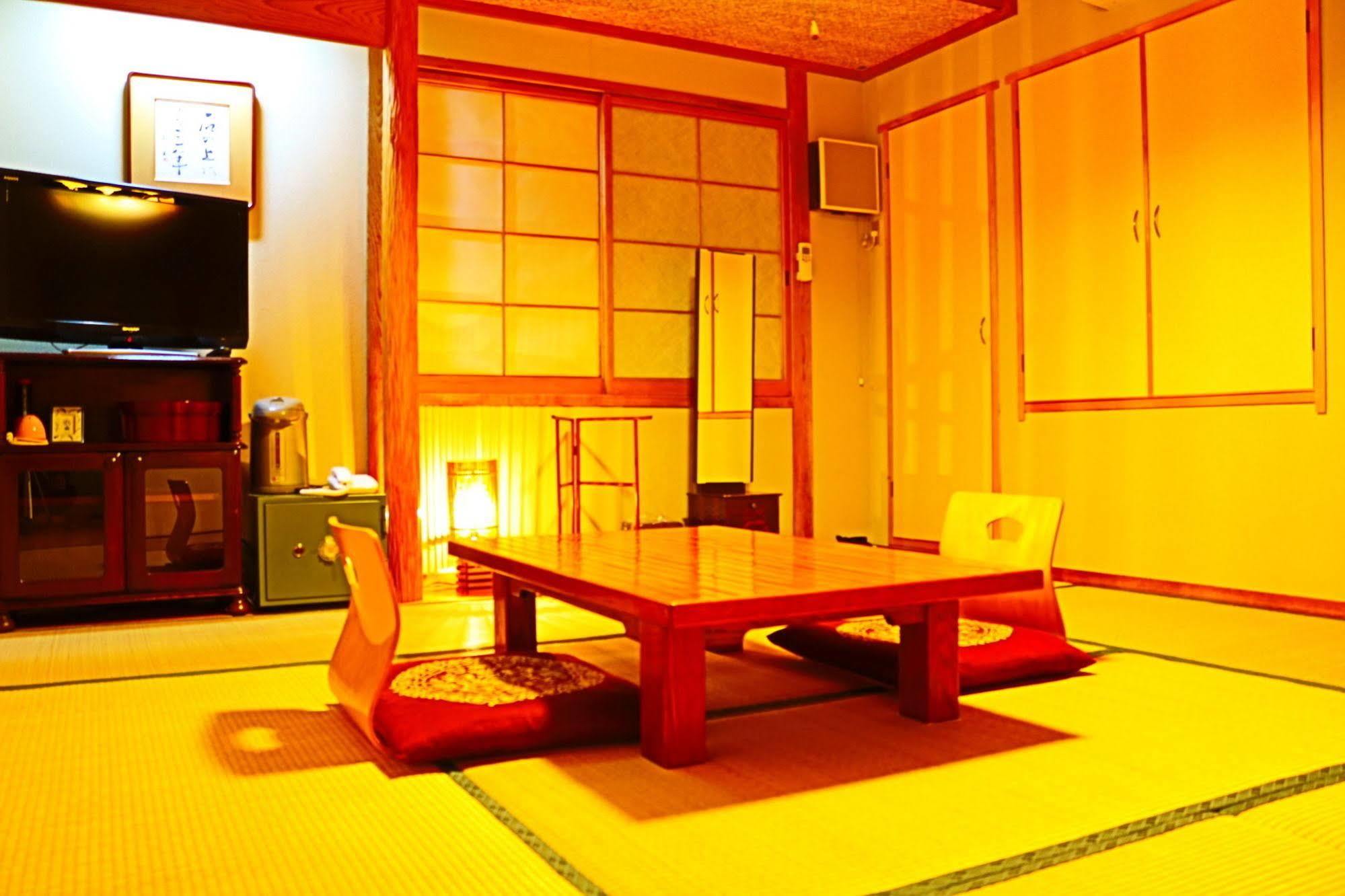 La Maison De David Yufu Extérieur photo